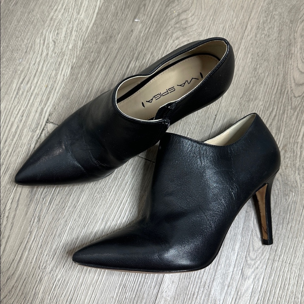 Via Spiga Black Leather Heeled Ankle Boots – Size 6M (EU 36) • High-heeled shoes